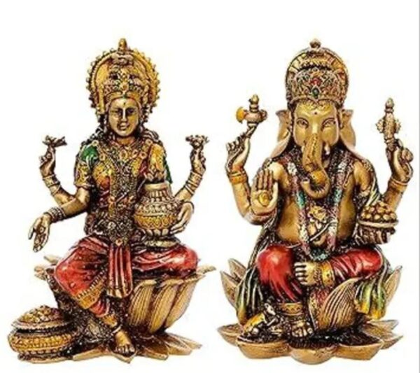 Divine Blessings: Shri Laxmi Ganesh Murti for Diwali Puja & Gifts