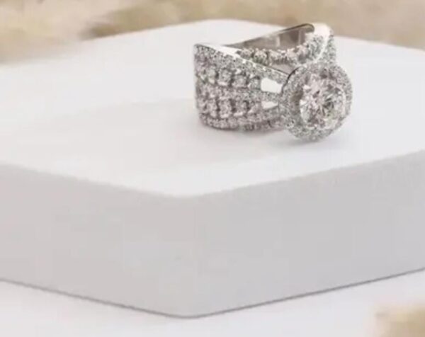 Rhodium-Plated American Diamond Ring - Image 4