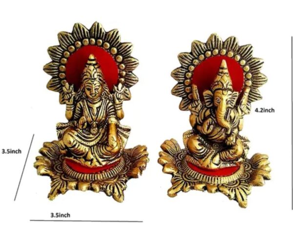 Laxmi Ganesh on Gol Kamal Plate Set - Image 4